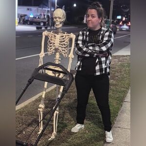 Meet your Posher, Monica